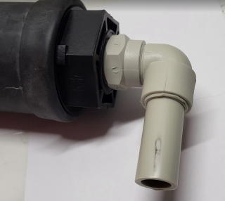 .Šroubové připojení k TRUBKOVÉMU provzdušňovacímu elementu, záslepky, zátěž, šroubení, hadicový náústek