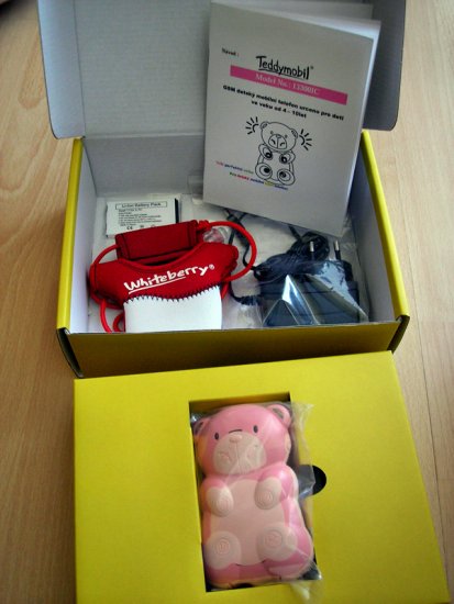 .TEDDYMOBIL dětský plně funkční mobil - pro děti 4 - 10 let. ( SOS funkce, dohled, elektronická chůvička )